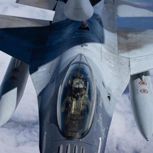 România operează o nouă escadrilă F-16 pentru misiuni NATO de poliție aeriană